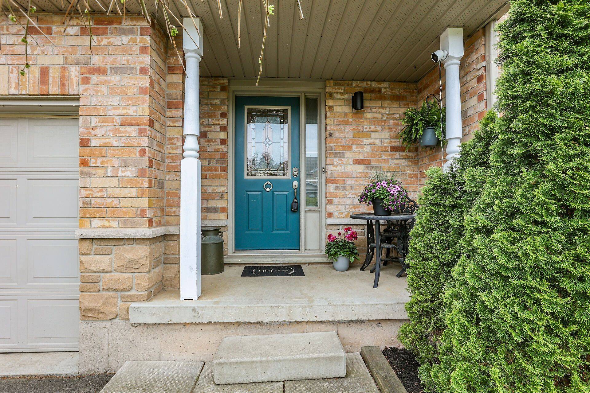 Grimsby, ON L3M 5N1,41 Magnolia CRES