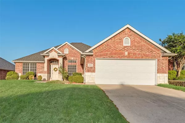 4512 Bonnywood Drive,  Mesquite,  TX 75150