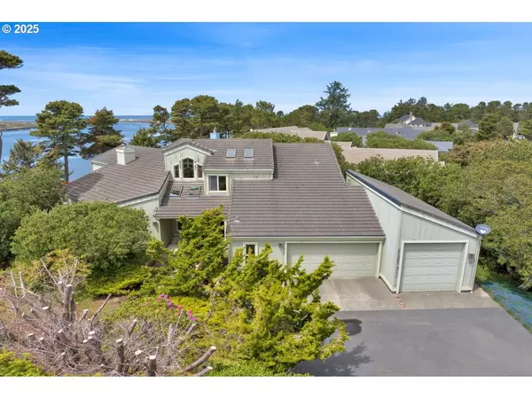 28 SHORELINE DR, Florence, OR 97439
