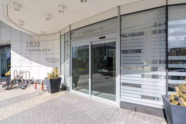 Mississauga, ON L5M 0Y4,2520 Eglinton AVE W #1514