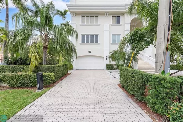 Fort Lauderdale, FL 33301,414 RIVIERA ISLE