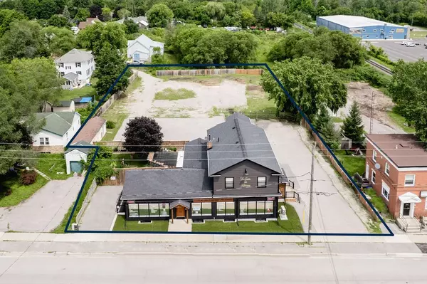 Innisfil, ON L0L 1W0,1370 Killarney Beach RD