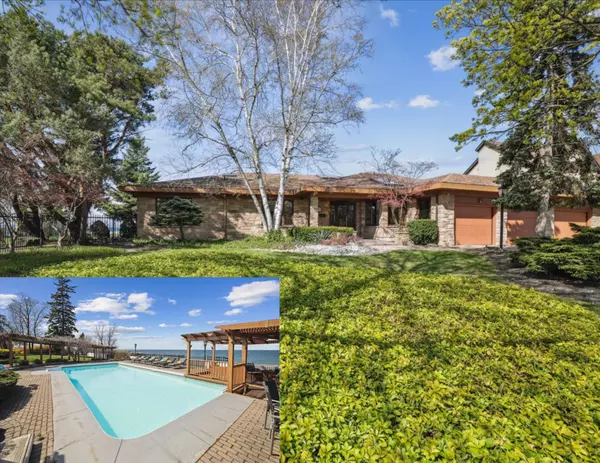 7 Lakegate DR, Hamilton, ON L8E 3T7