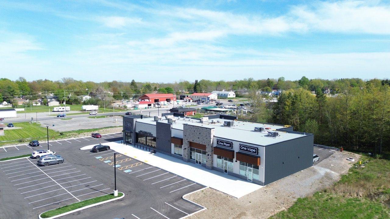 Fort Erie, ON L0S 1N0,409 Gorham RD #D