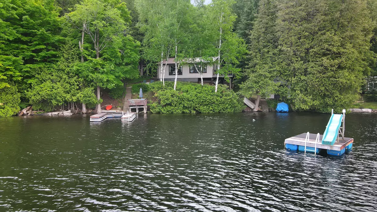 Trent Lakes, ON K0M 2A0,1233 Crystal Lake RD