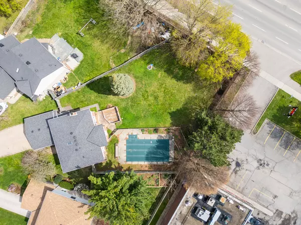 London North, ON N6G 4H7,276 Blue Forest PL