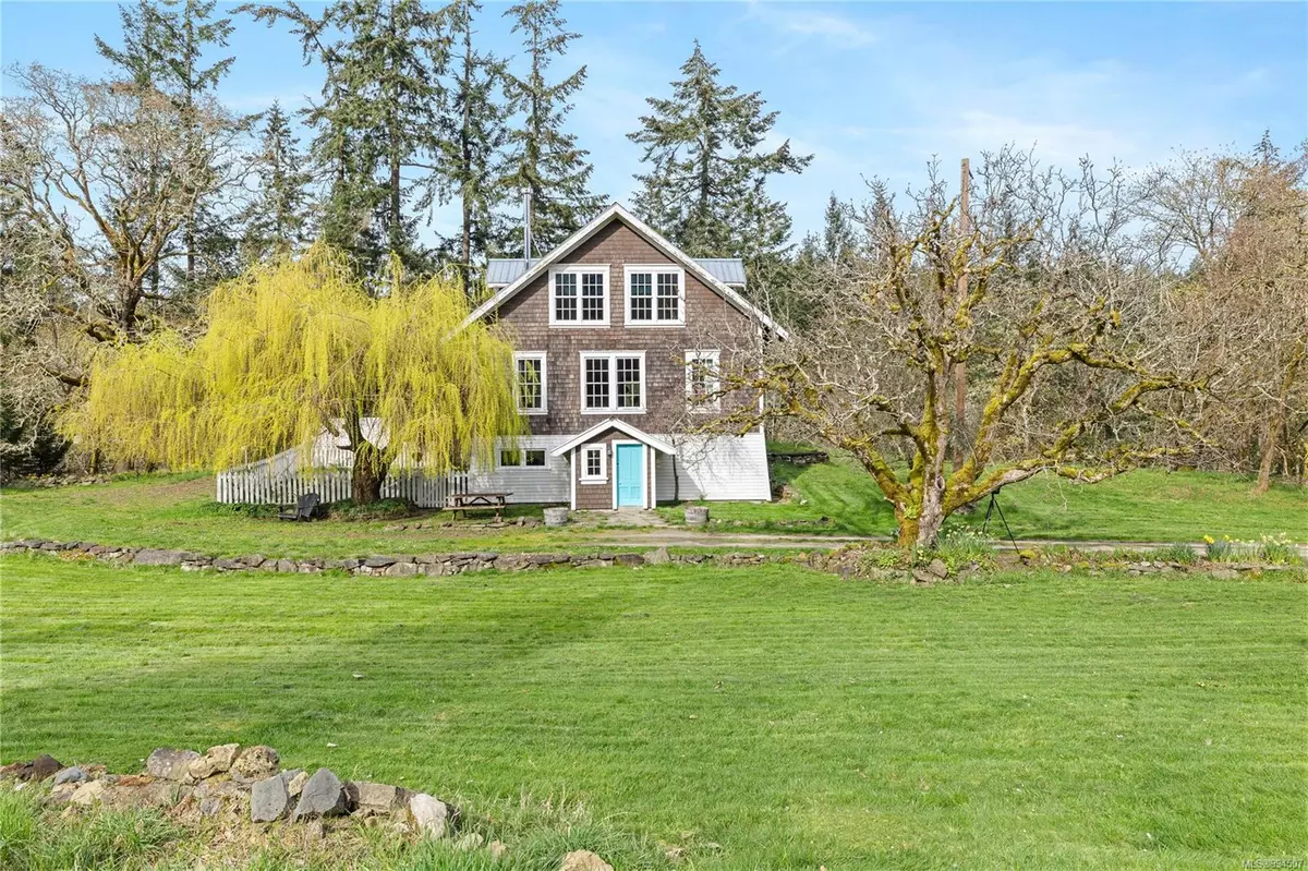 Salt Spring, BC V8K 2B4,301 Epron Rd