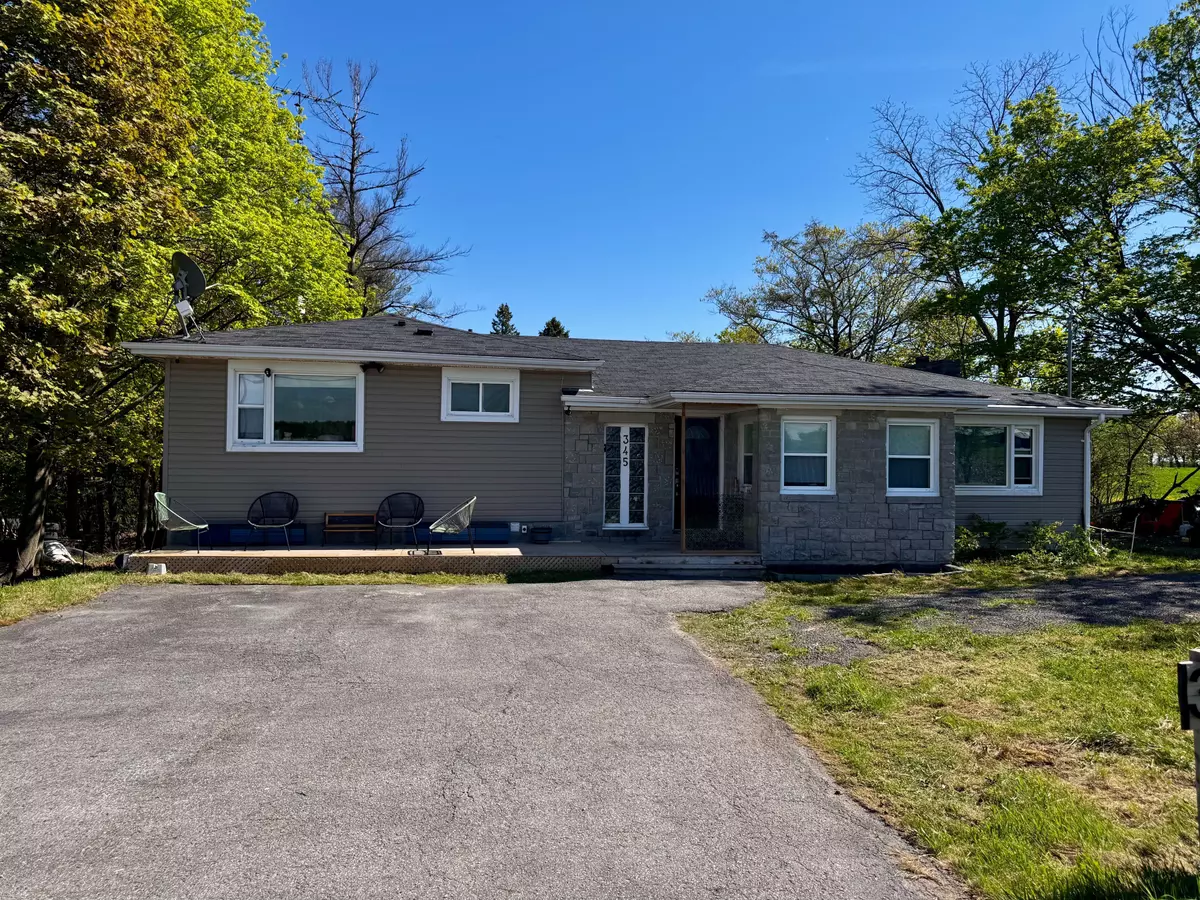 Whitby, ON L1H 7K4,345 Myrtle RD E