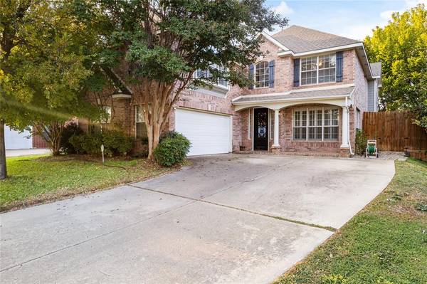 7711 Pirate Point Circle,  Arlington,  TX 76016