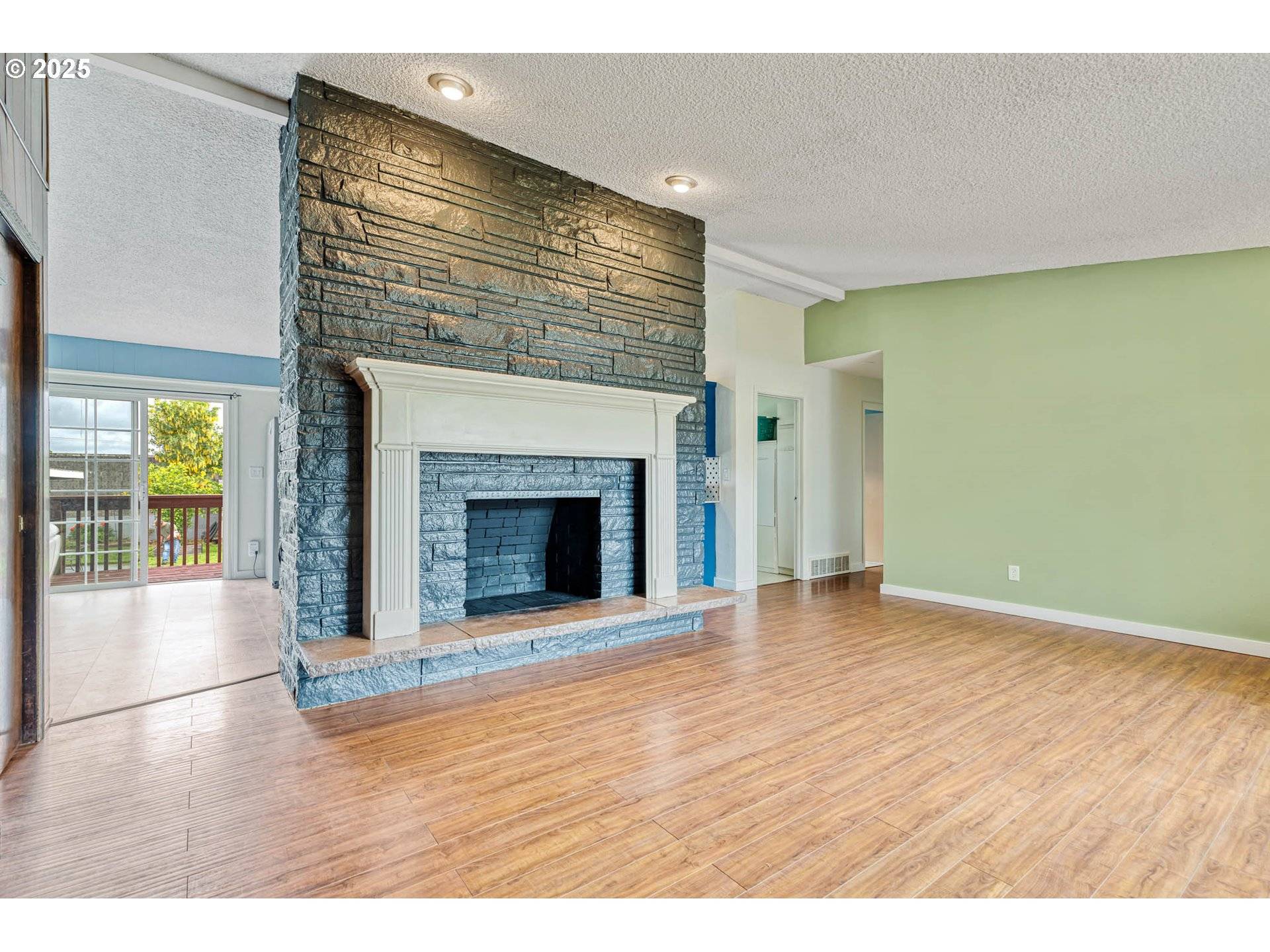 Portland, OR 97230,14345 NE KNOTT ST