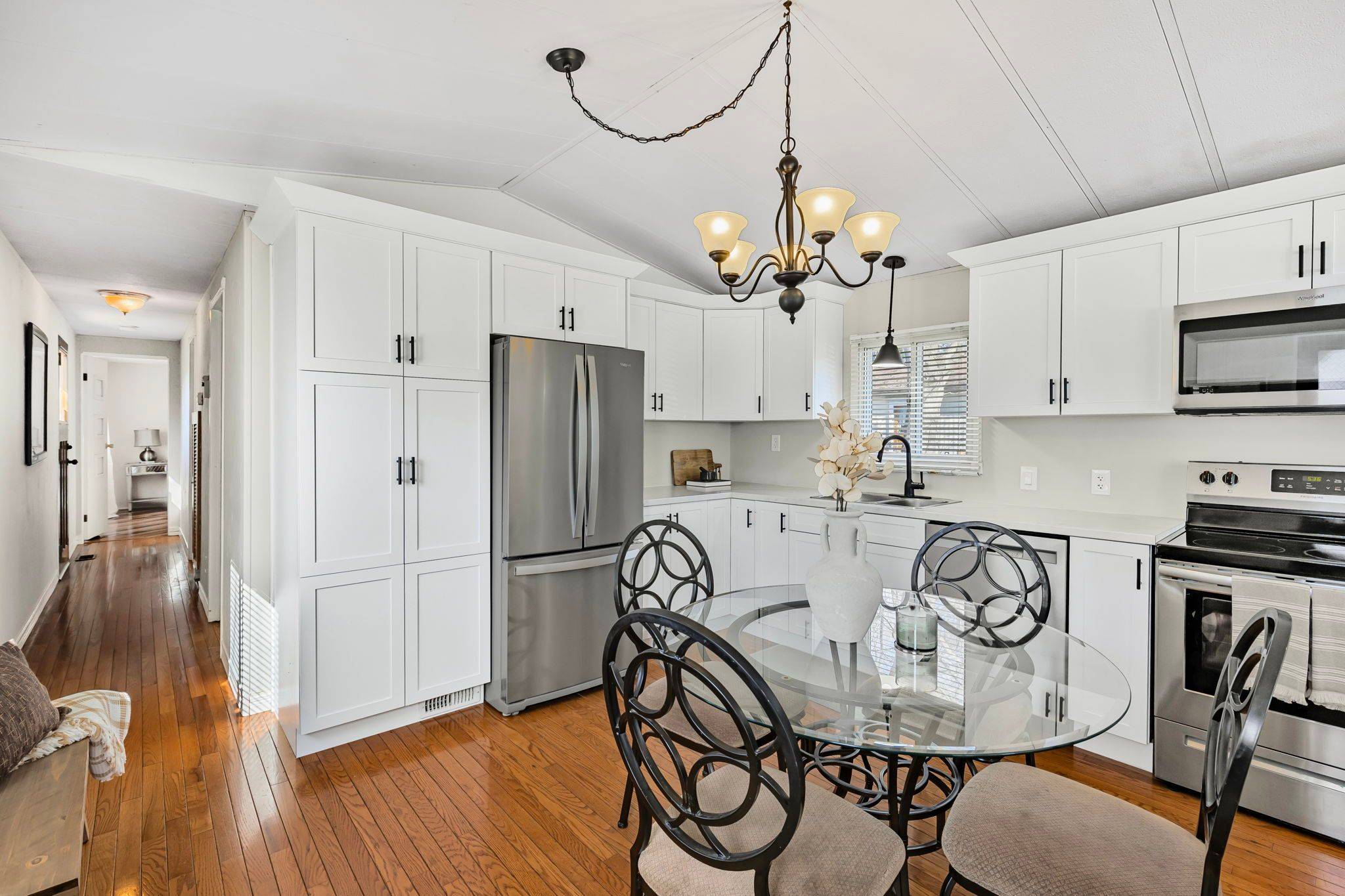 Wasaga Beach, ON L9Z 1K8,78 Georgian Glen DR