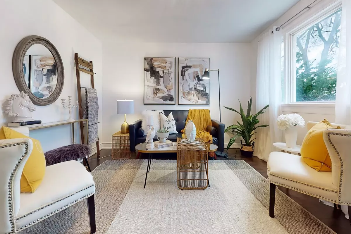 Toronto W10, ON M9W 2M4,14 Byng AVE