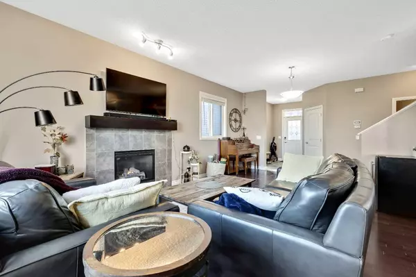 Okotoks, AB T1S 0K3,151 Cimarron Vista CRES