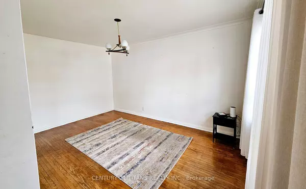 Toronto E04, ON M1K 1T7,36 North Edgely AVE