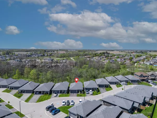 Central Elgin, ON N5P 0E6,10 MCPHERSON CT #6