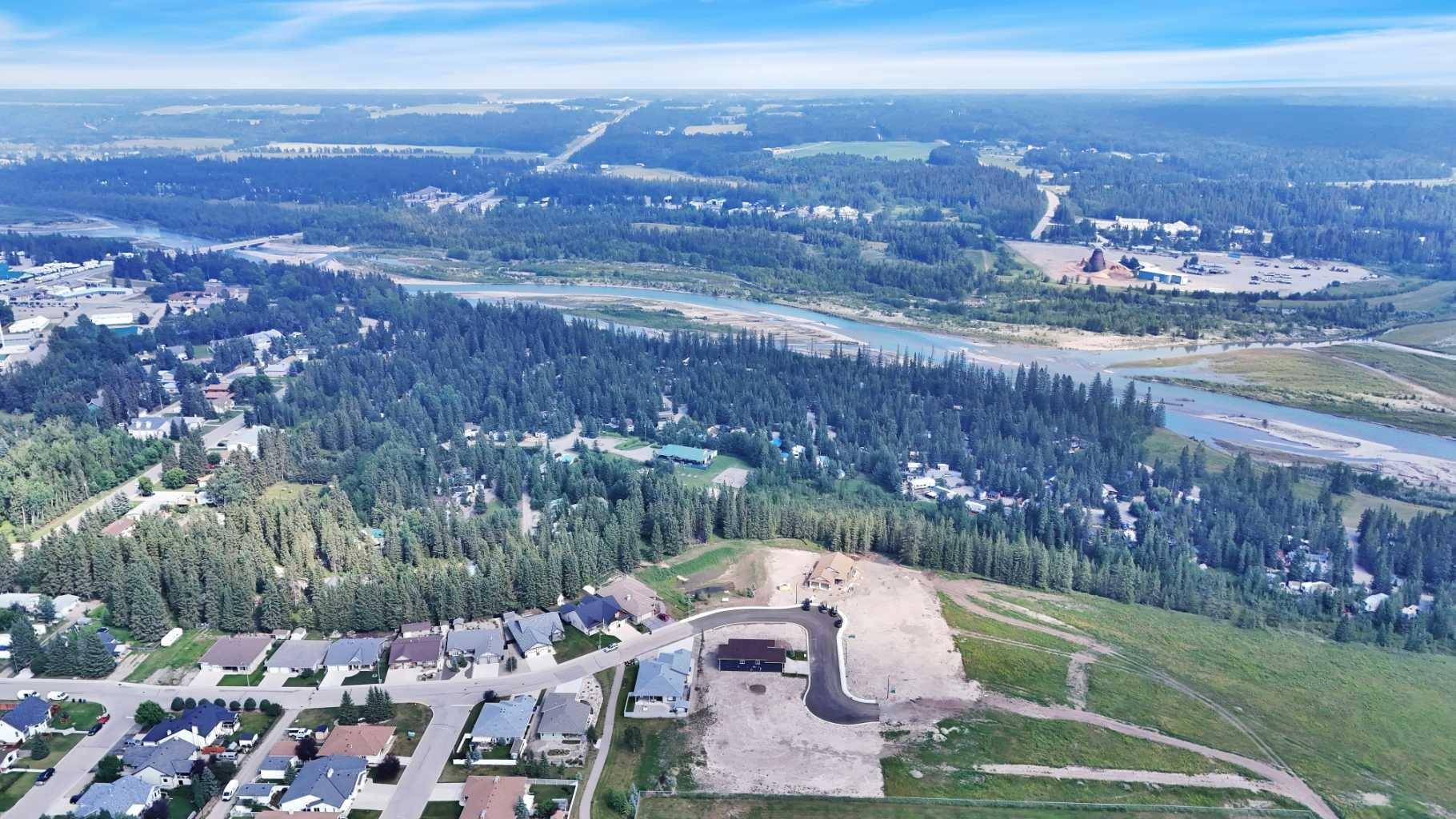 Sundre, AB T0M 1X0,730 5 ST SW