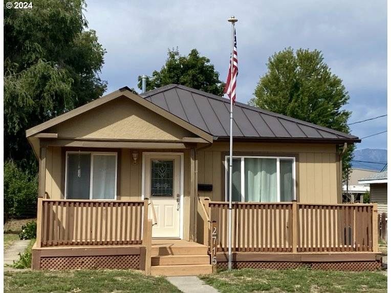 2715 6TH ST,  Baker City,  OR 97814