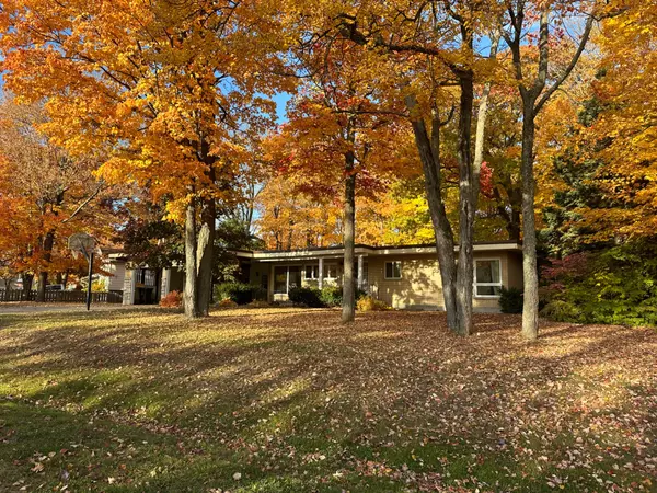 Sault Ste Marie, ON P6B 5E4,50 Tadcaster PL