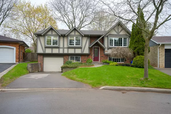 Burlington, ON L7L 3Z1,5075 QUEENS CT
