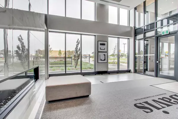 Newmarket, ON L3Y 0G7,185 Deerfield RD #419