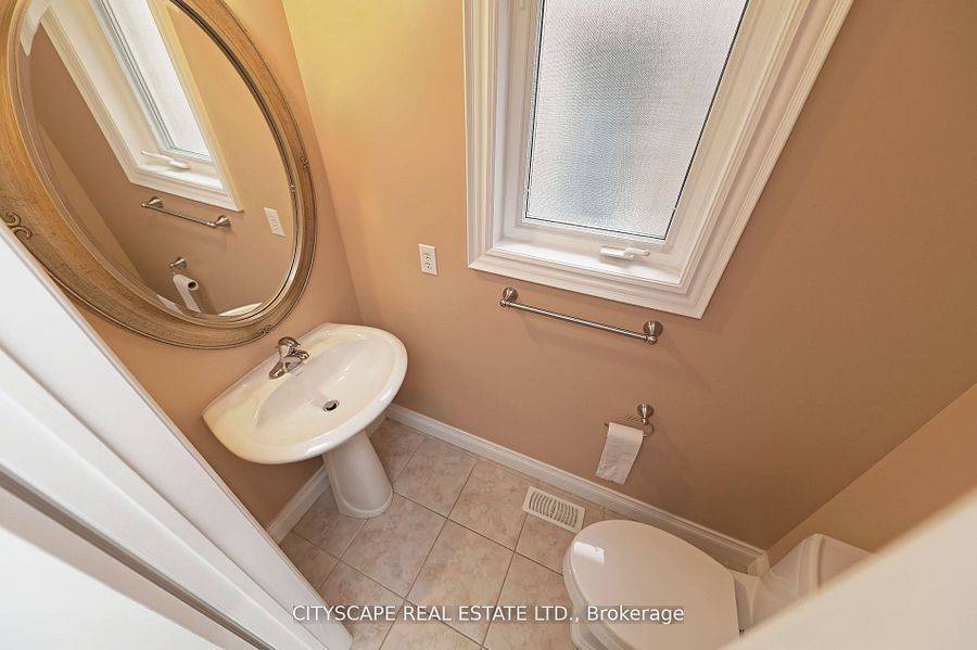 Mississauga, ON L5M 8A3,3989 Skyview ST