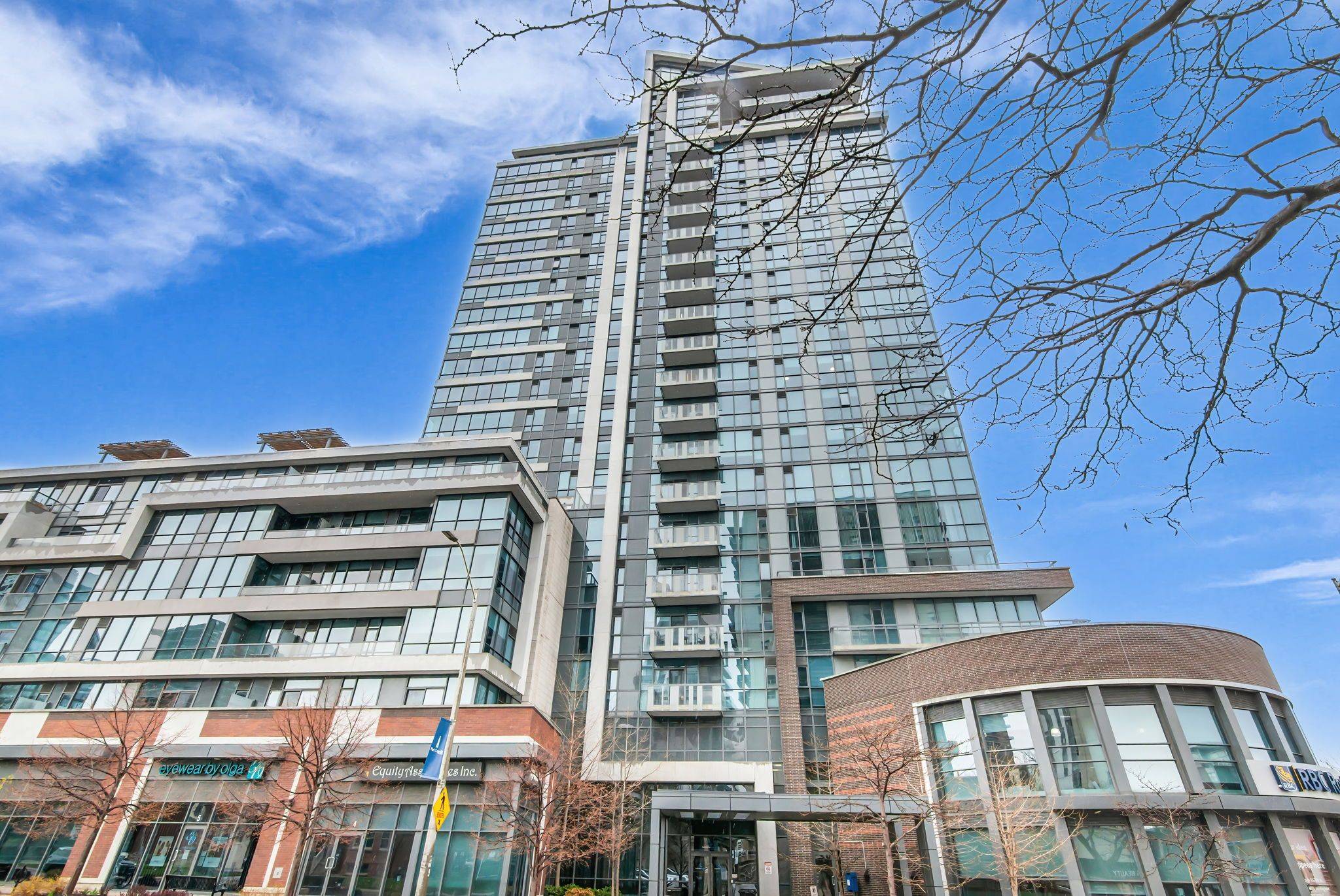 1 Hurontario ST #409, Mississauga, ON L5G 0A3