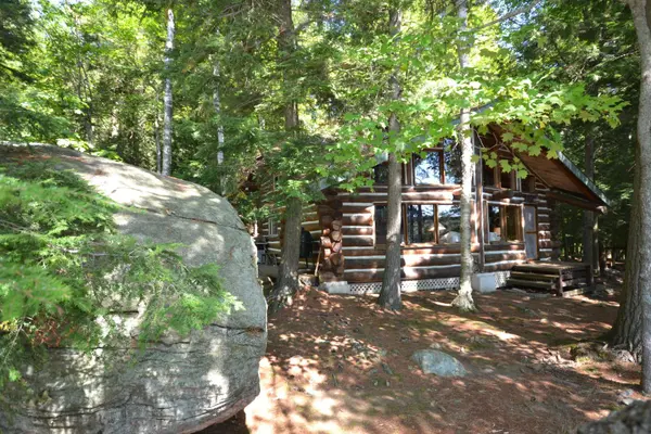 Dysart Et Al, ON K0M 1S0,11008 Hunter IS