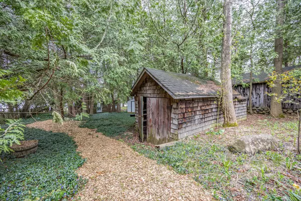 Meaford, ON N4L 1W5,199 Cedar AVE