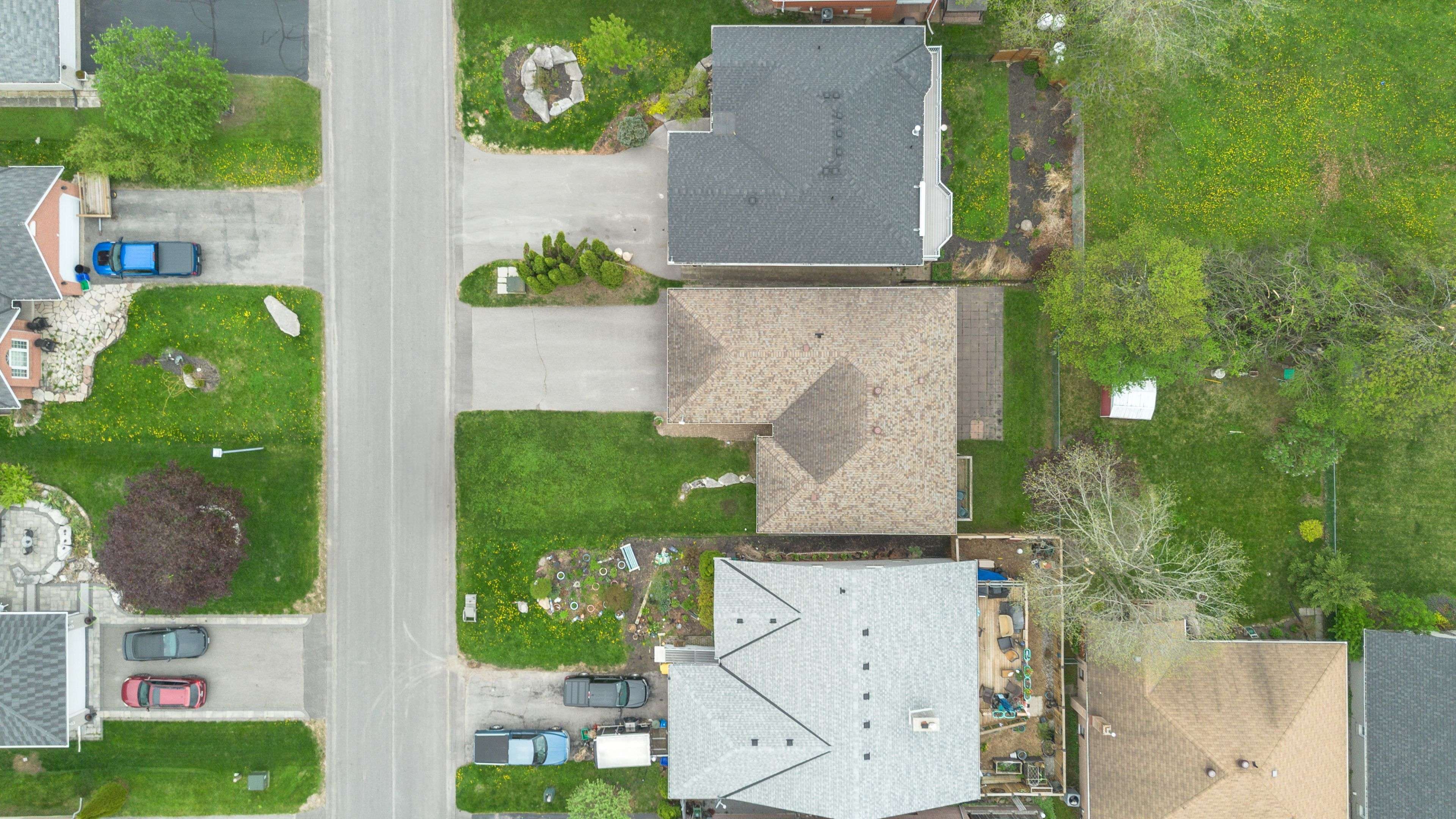 Kawartha Lakes, ON K0M 1A0,5 Hillview DR