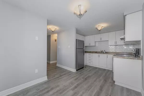 Guelph, ON N1H 8G6,180 Marksam RD #9