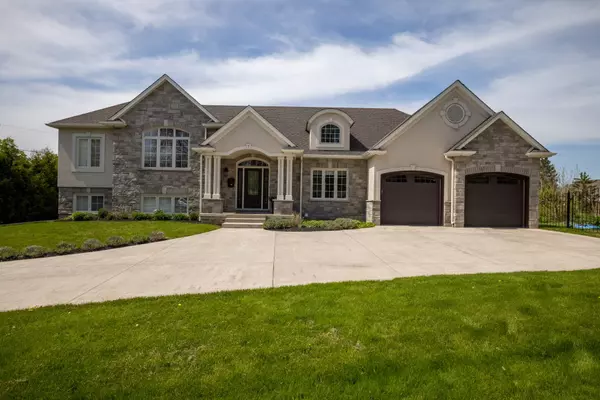 7 Parklane CRES, St. Catharines, ON L2T 3T9