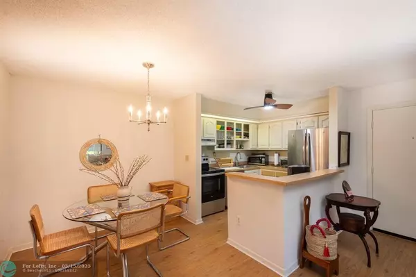 Tamarac, FL 33321,7200 Ashmont Cir #113