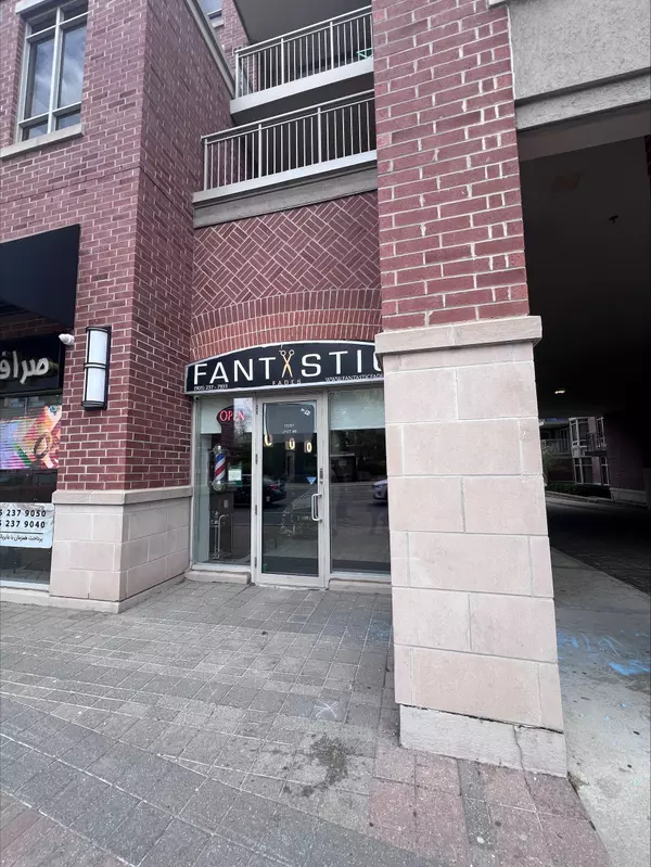 Richmond Hill, ON L4C 1T7,10097 Yonge ST #8