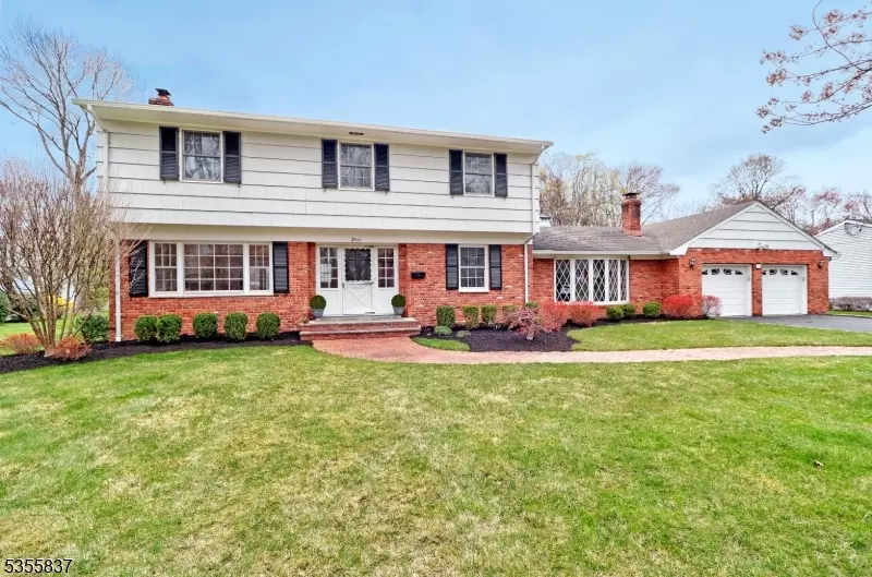 11 Harvale Dr, Florham Park Boro, NJ 07932