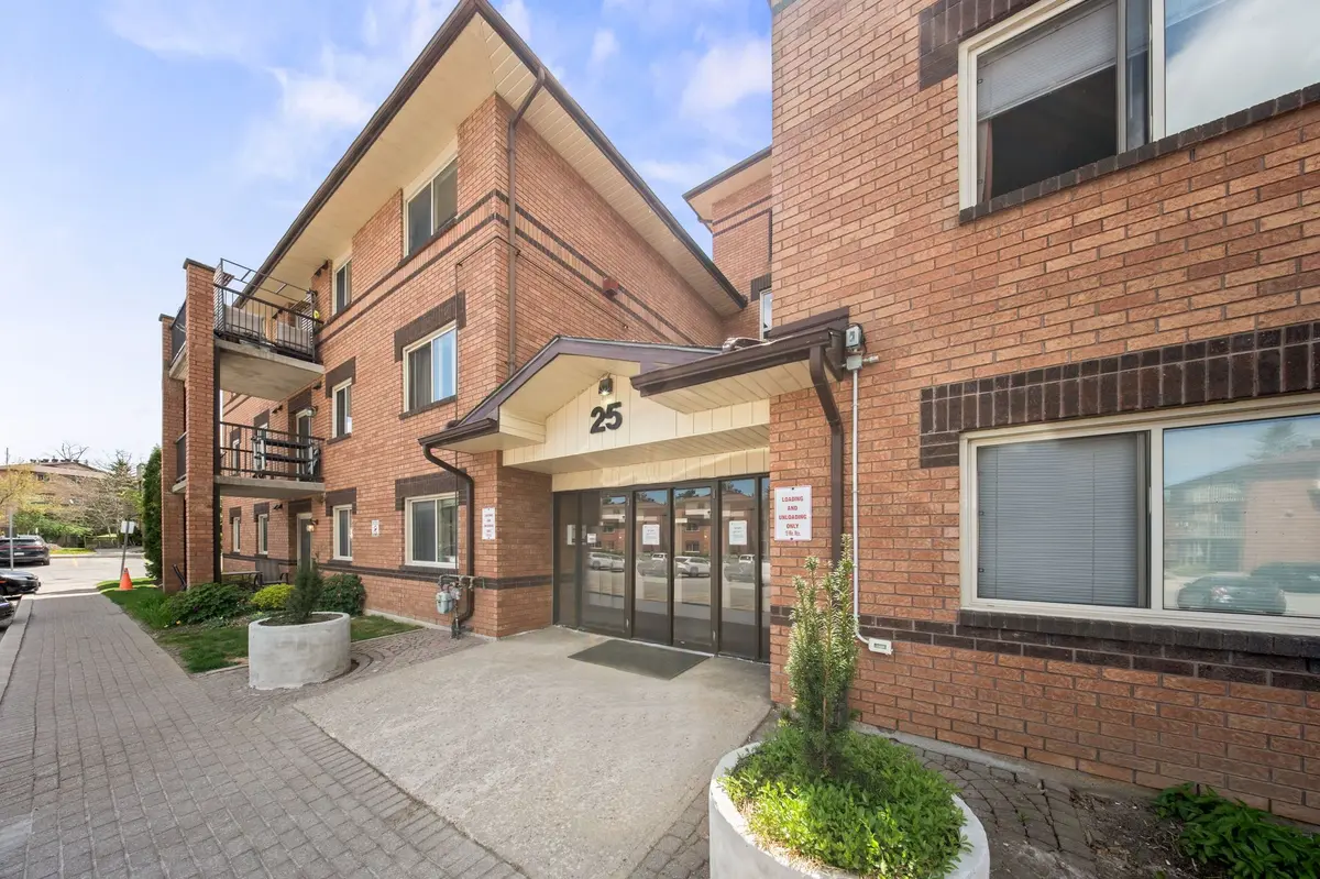 Barrie, ON L4N 7K2,25 Meadow LN #303