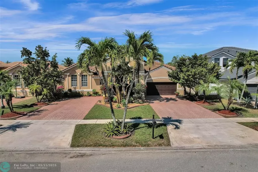 16407 NW 16th St, Pembroke Pines, FL 33028