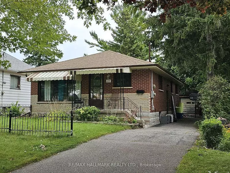 Oshawa, ON L1J 4W3,205 Grenfell ST