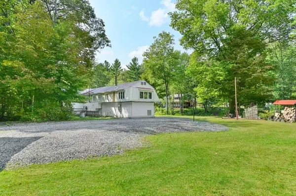 Tweed, ON K0K 3J0,174 Cottage LN