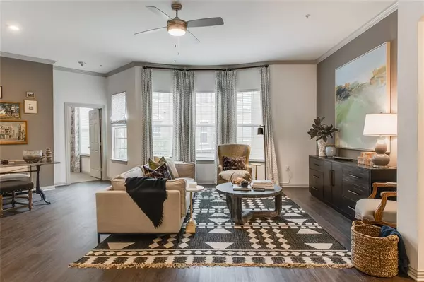 4201 Lomo Alto Drive #101, Highland Park, TX 75219