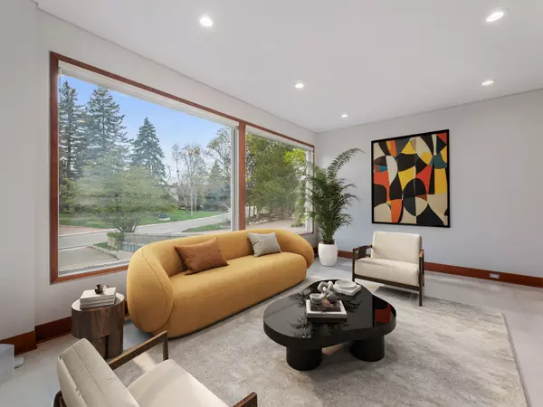 Markham, ON L3T 3A7,33 Fairway Heights DR