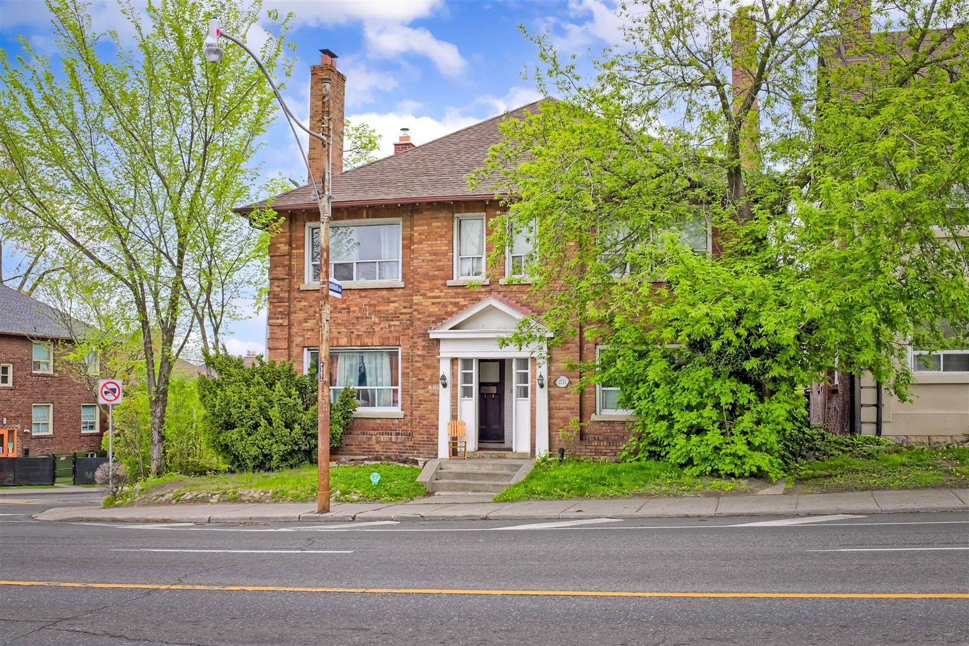 1131 & 1131A Avenue RD, Toronto C04, ON M5N 2E5