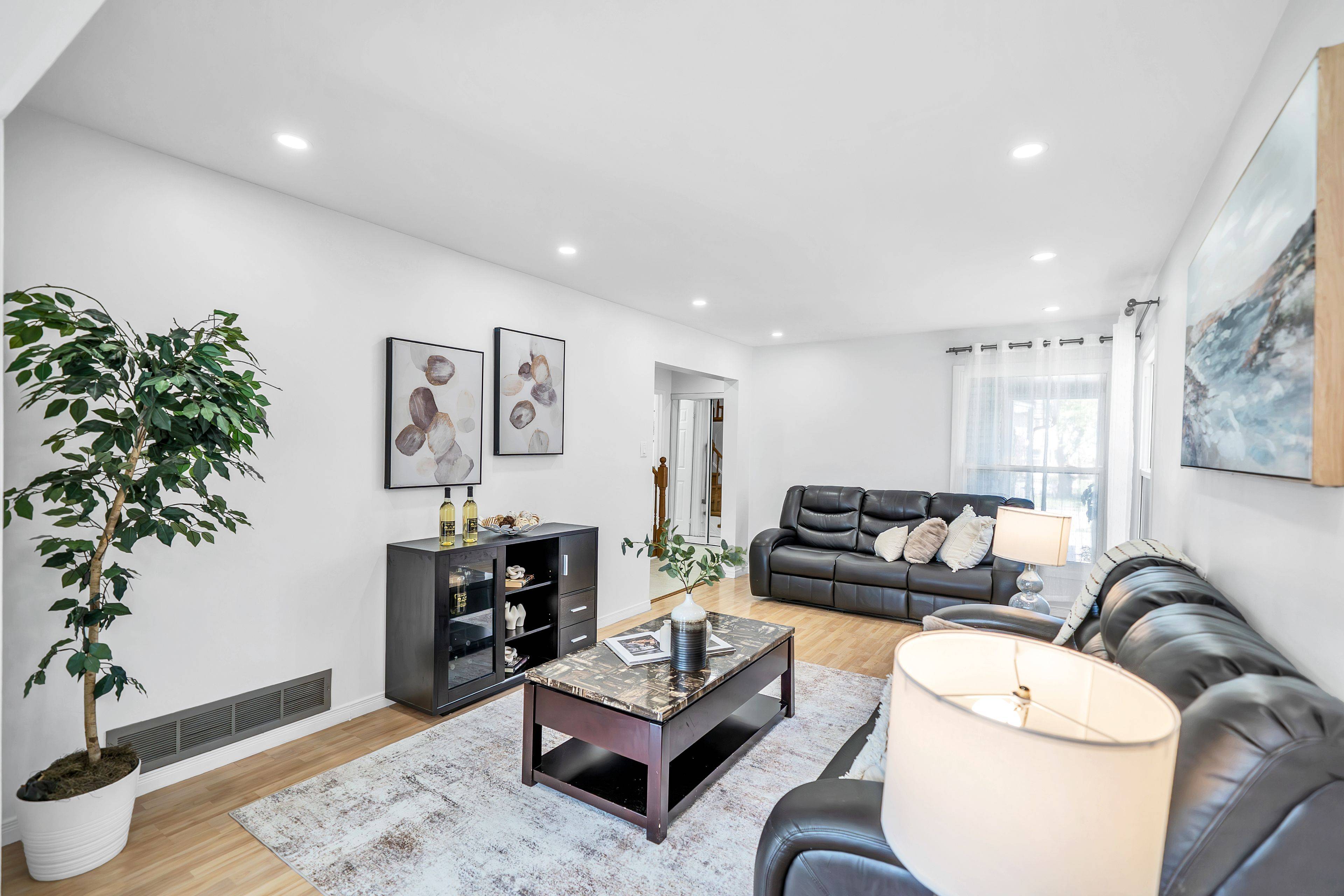 Markham, ON L3R 3T3,89 Upton CRES