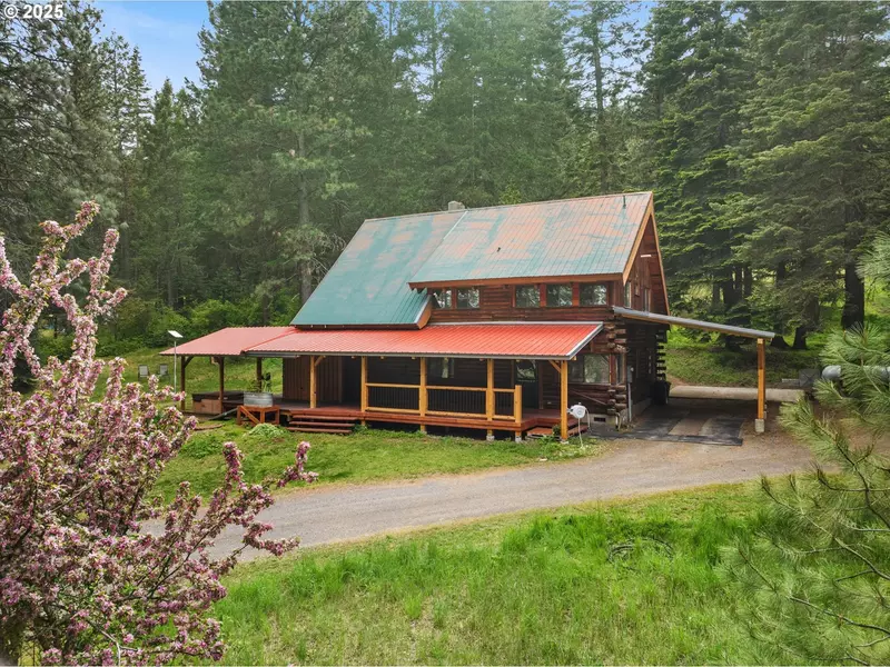 67388 Timberline RD, Summerville, OR 97876