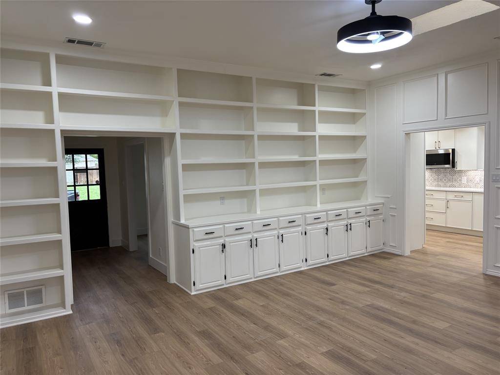 Dallas, TX 75287,2423 Seedling Lane