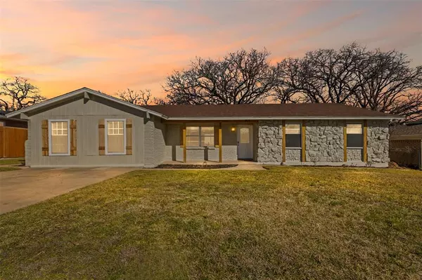 Bedford, TX 76022,904 Mccurry Avenue