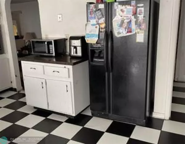 Fort Lauderdale, FL 33309,4390 NW 38th Ave