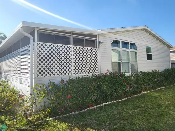 2555 PGA Blvd, Palm Beach Gardens, FL 33410