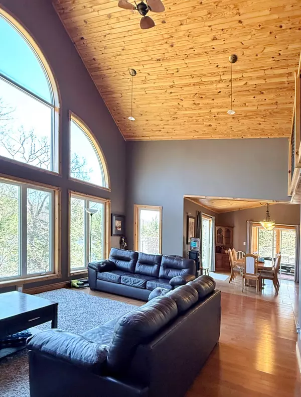 Mcdougall, ON P2A 2W7,76 Long Lake Estates RD