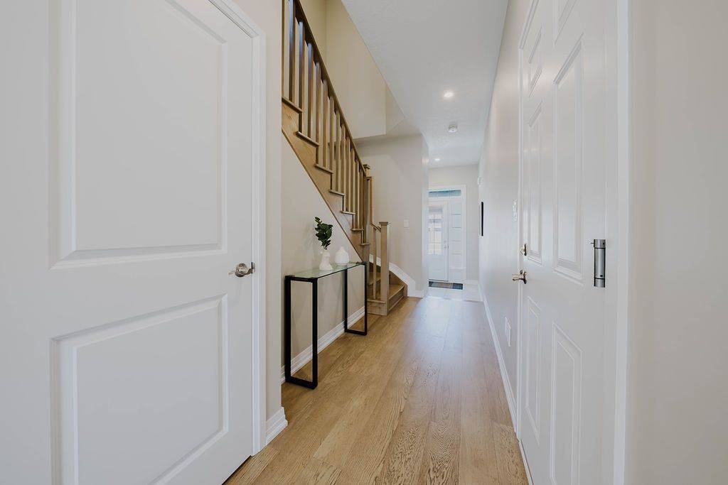 Barrie, ON L9J 0K5,78 Sagewood AVE