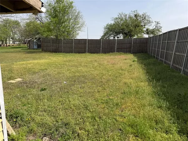 Bowie, TX 76230,411 Decatur Street